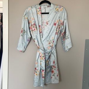 Never worn Flora Nikrooz blue floral robe